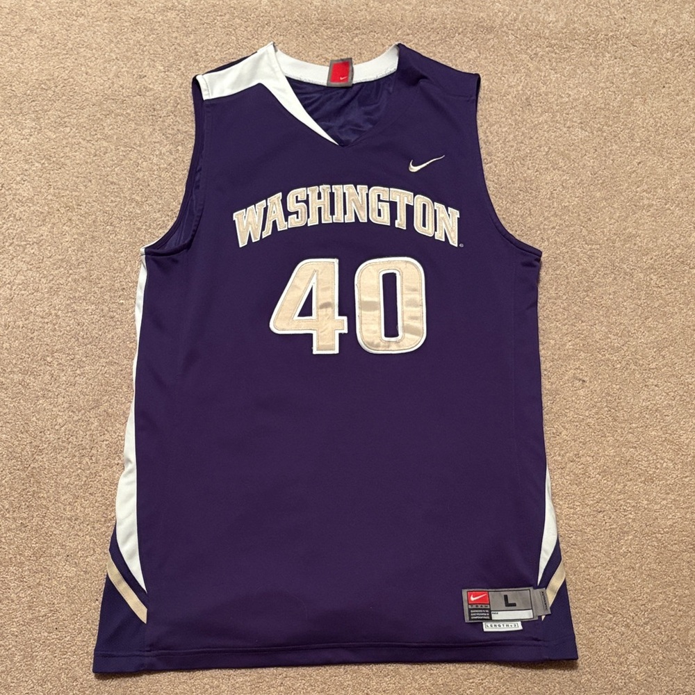 Nike Washington huskies #40 jersey size large